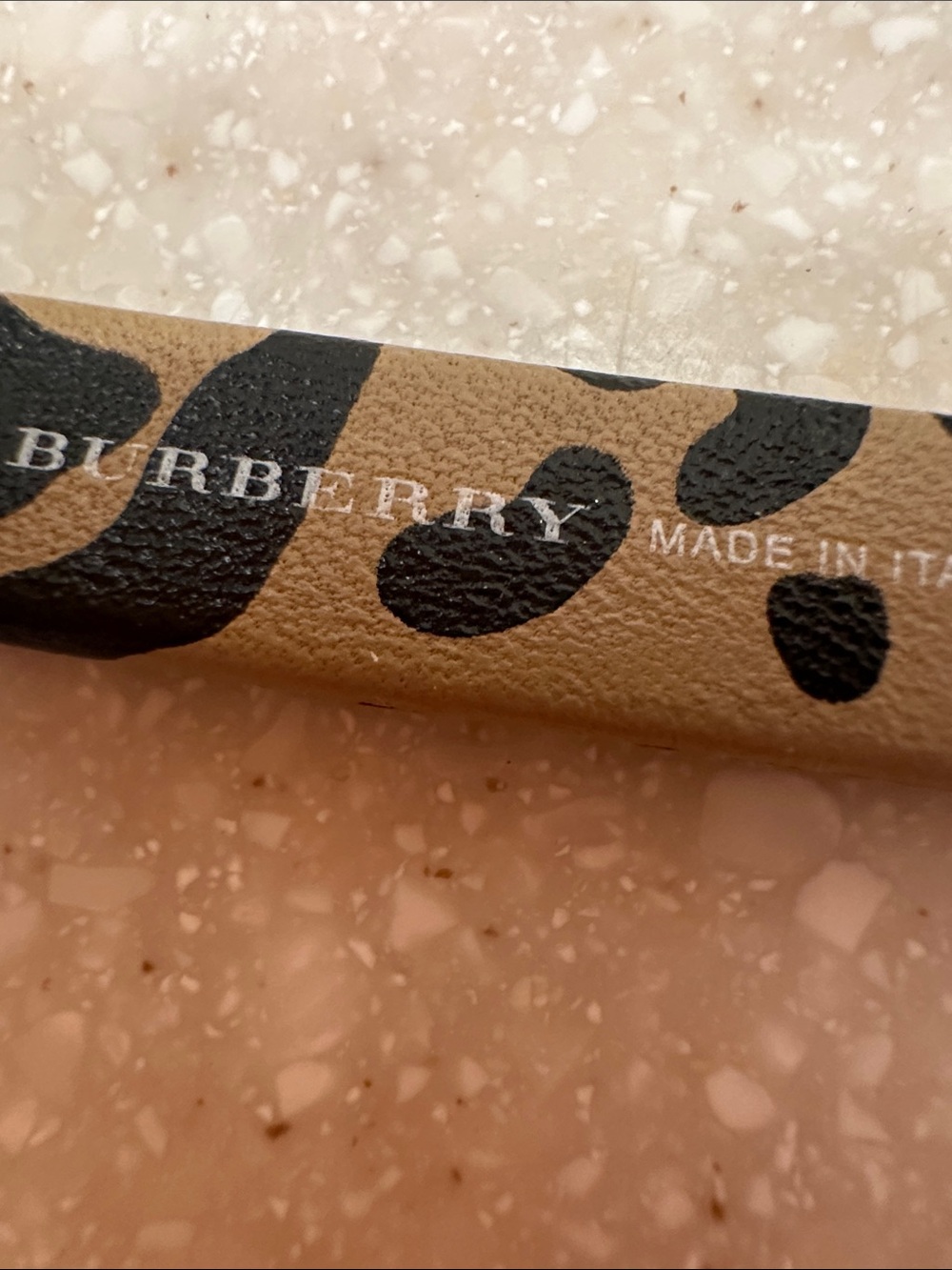 Burberry Tortoiseshell-Pattern Sunglasses with Dark Gray Lenses - Picture 8 of 9
